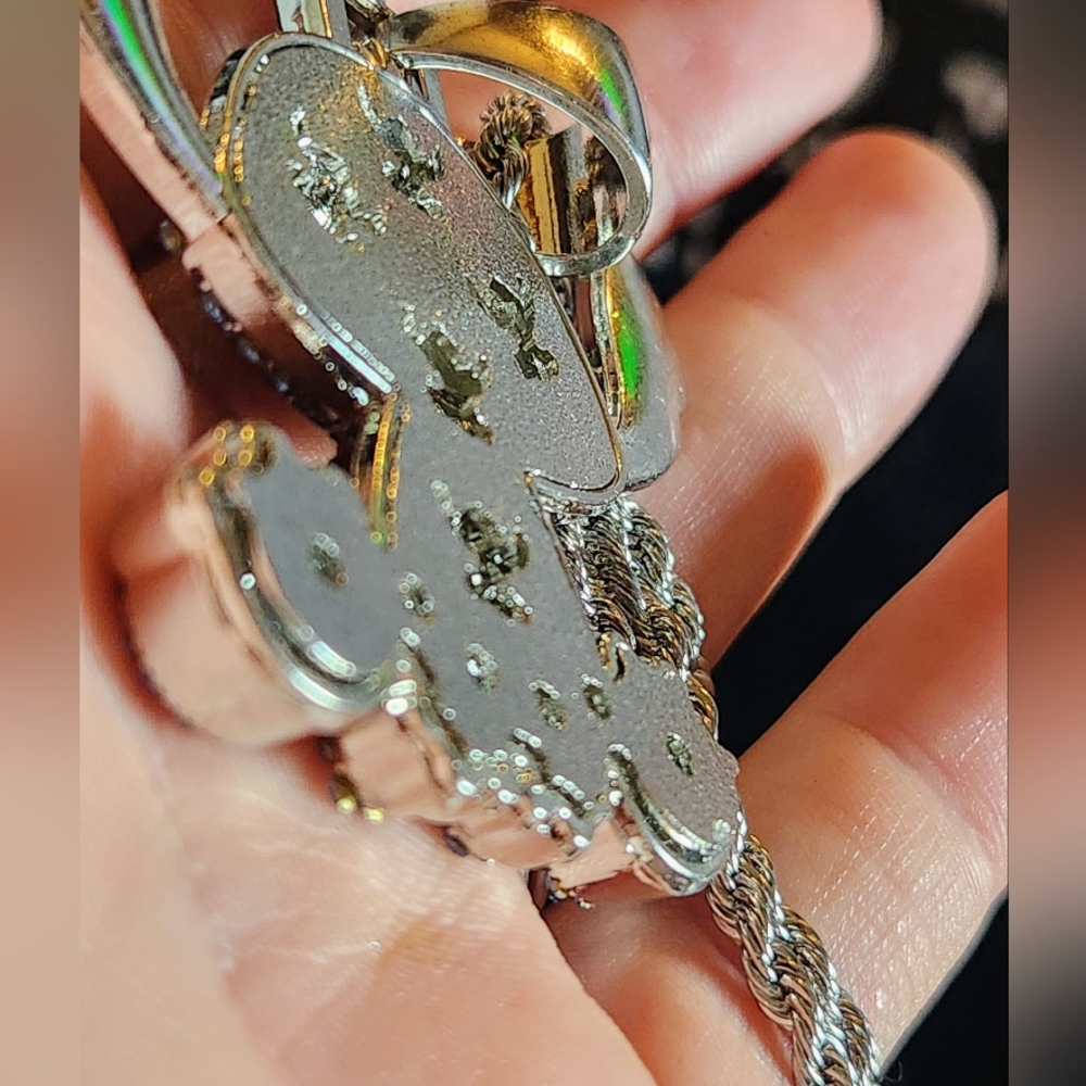 LILO & STICH Silver Tone Necklace.. - Picture 7 of 11